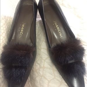 Rene Mancini Low French Heel w/ Fur Sz 36.5 Brown